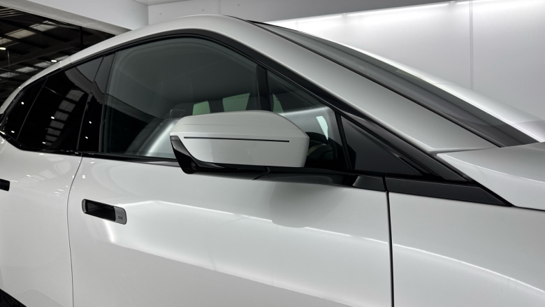 BMW iX 240kW xDrive40 M Sport 76.6kWh 5dr Auto Electric Estate